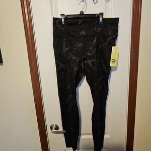 1 New All in Motion Leggings size large high rise